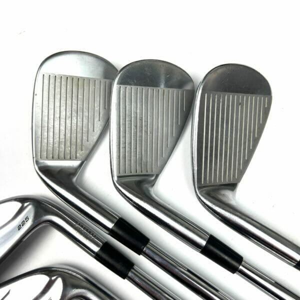 Mizuno Pro 225 Irons / 5-PW / Project X LZ Regular Flex