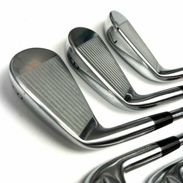 Mizuno Pro 225 Irons / 5-PW / Project X LZ Regular Flex