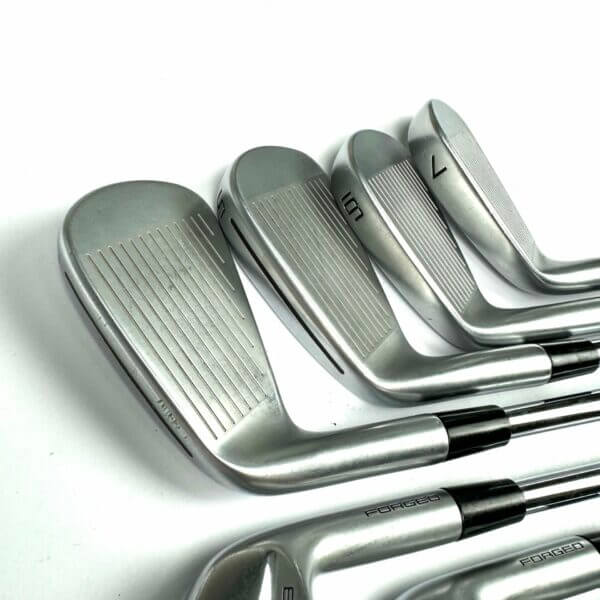Taylormade P770 2023/P7MB Irons / 4-PW / Project X LZ X-Stiff Flex