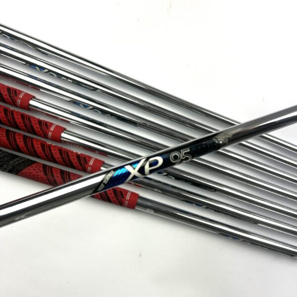 Callaway Steelhead XR Irons / 4-SW / XP 95 R300 Regular Flex