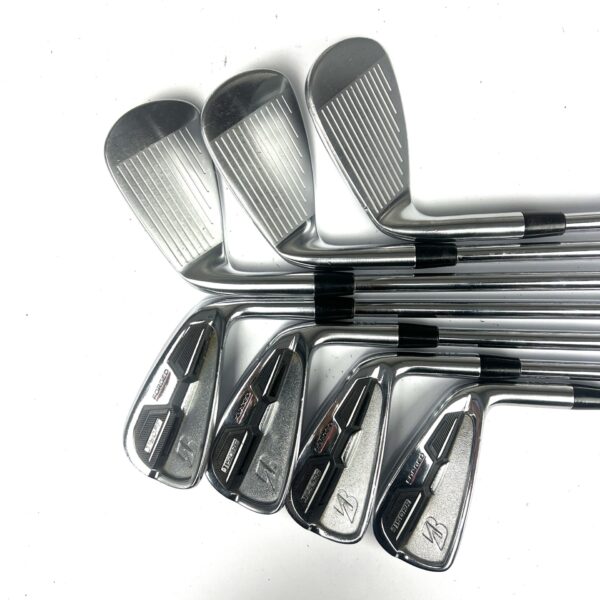 Bridgestone J15DPF Forged Irons / 4-PW / N.S. Pro 950GH Regular Flex
