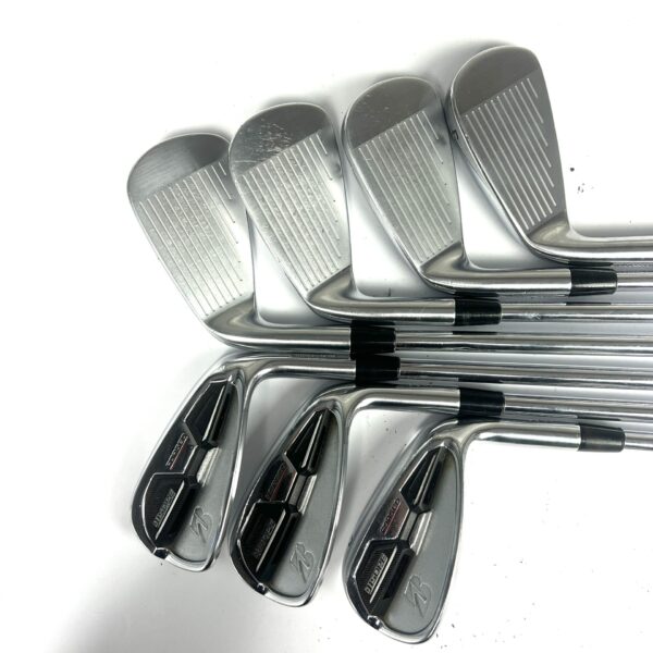 Bridgestone J15DPF Forged Irons / 4-PW / N.S. Pro 950GH Regular Flex
