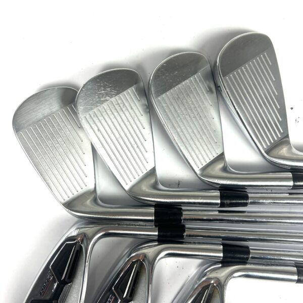 Bridgestone J15DPF Forged Irons / 4-PW / N.S. Pro 950GH Regular Flex