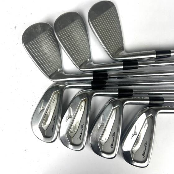 Mizuno Pro 223 Irons / 4-PW / N.S. Pro Modus 3 Tour 105 Regular Flex