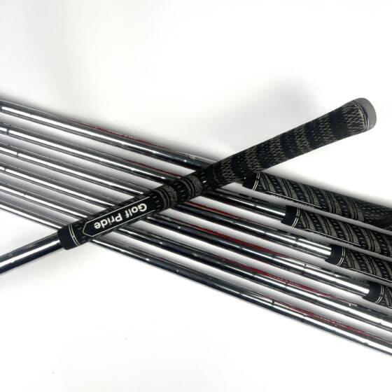 Mizuno Pro 223 Irons / 4-PW / N.S. Pro Modus 3 Tour 105 Regular Flex