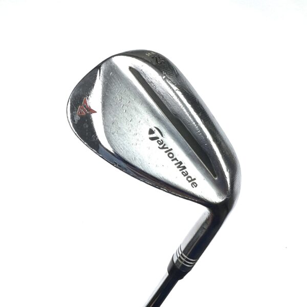 Taylormade Milled Grind 2 Gap Wedge / 52 Degree / Dynamic Gold S200 Stiff Flex