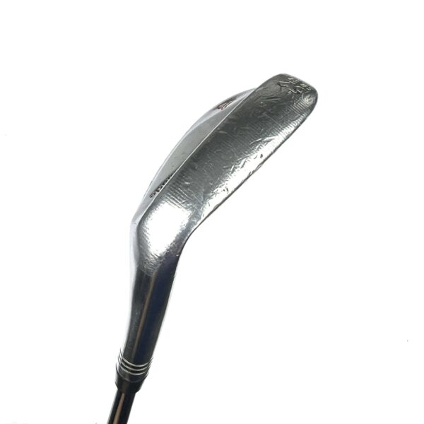 Taylormade Milled Grind 2 Gap Wedge / 52 Degree / Dynamic Gold S200 Stiff Flex