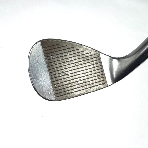 Taylormade Milled Grind 2 Gap Wedge / 52 Degree / Dynamic Gold S200 Stiff Flex