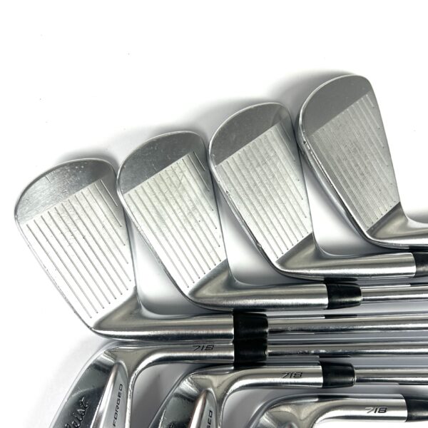 Titleist 718 MB Irons / 4-PW / KBS Tour Stiff Flex