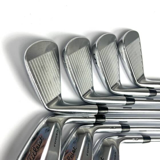 Titleist 718 MB Irons / 4-PW / KBS Tour Stiff Flex