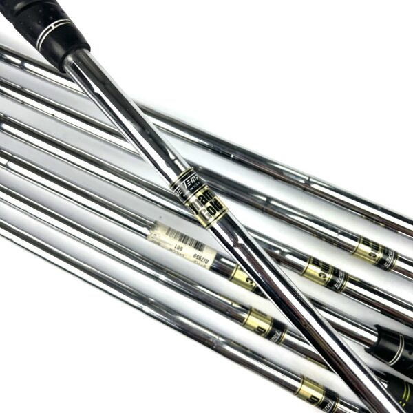 Nike Vapor Pro Irons / 4-PW / Dynamic Gold S300 Stiff Flex