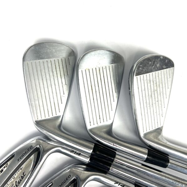 Titleist 714 AP2 Irons / 4-PW / Dynamic Gold S400 Stiff Flex