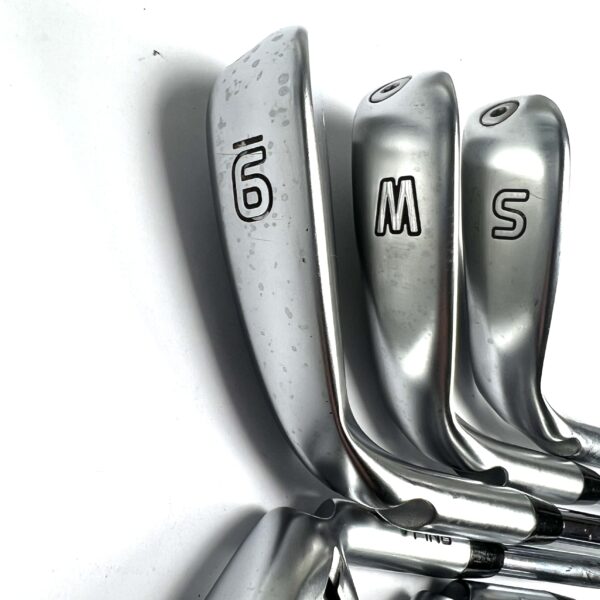 Ping G425 Irons / 5-SW / Dynamic Gold 105 S300 Stiff Flex
