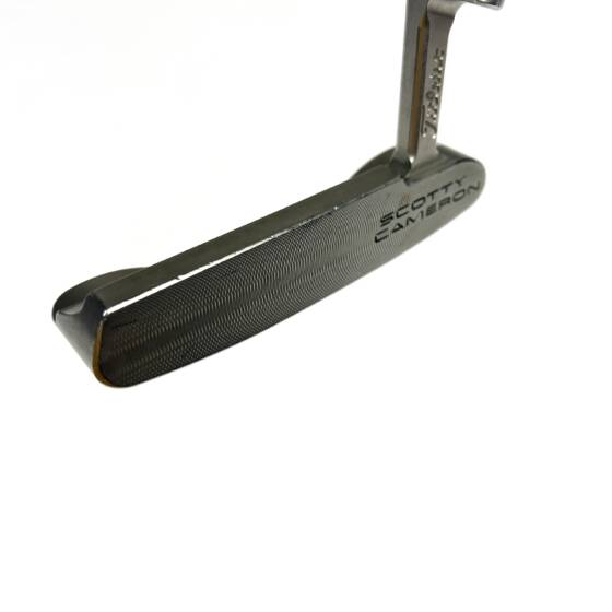 Scotty Cameron Special Select Newport Putter / 33 Inches