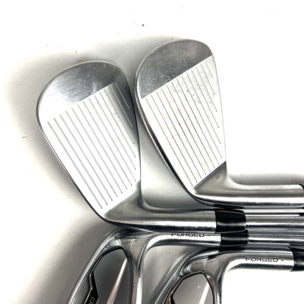 Titleist T200 2021 Irons / 7-PW / Project X LZ Regular Flex