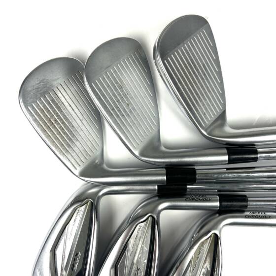 Mizuno JPX923 Hot Metal HL Irons / 5-PW / Dynamic Gold 105 S300 Stiff Flex