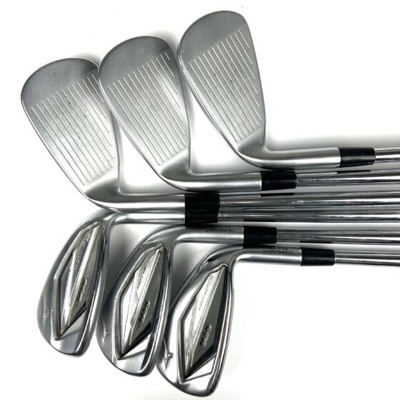 Mizuno JPX923 Hot Metal HL Irons / 5-PW / Dynamic Gold 105 S300 Stiff Flex