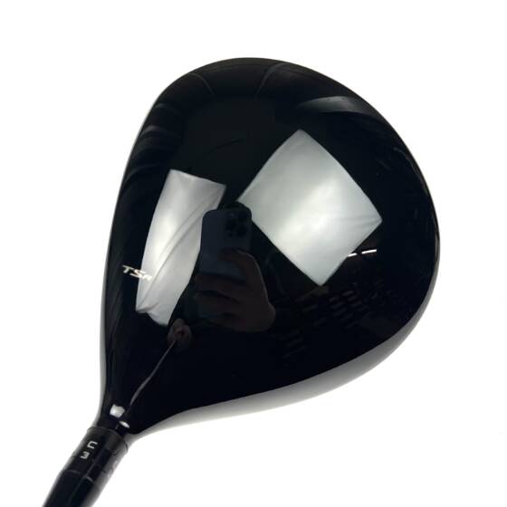 Titleist TSR3 Driver / 9 Degree / Hzrdus Red CB Regular Flex