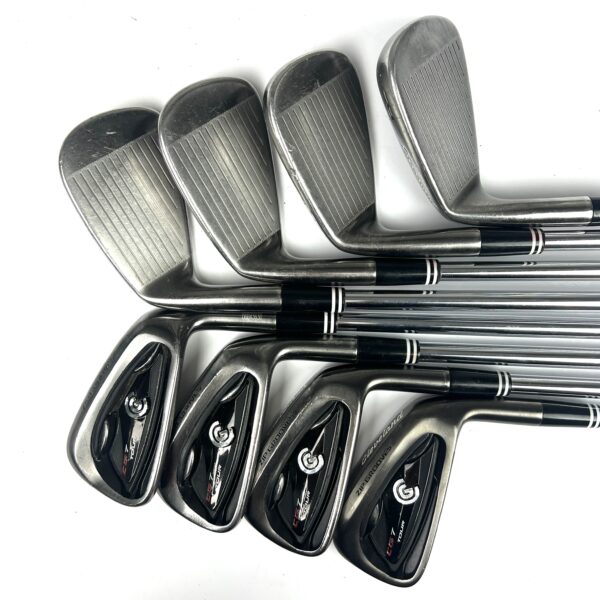 Cleveland CG-7 Tour Irons / 3-PW / Dynamic Gold Regular Flex