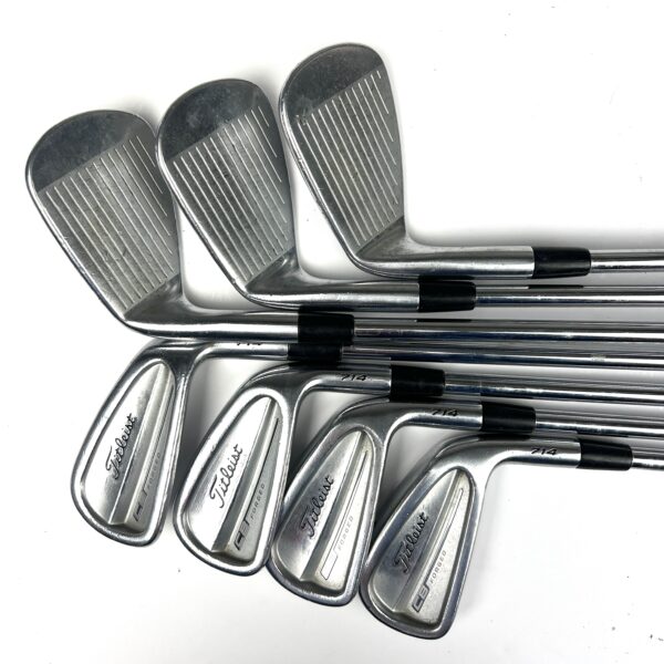 Titleist 714 CB/MB Irons / 4-PW / XP 95 S300 Stiff Flex