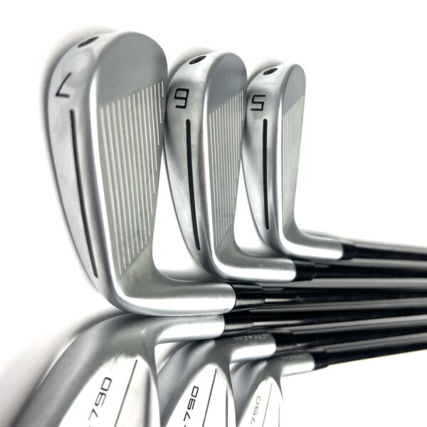 Taylormade P790 2023 Iron / 5-PW / Fujikara Ventus Stiff Flex