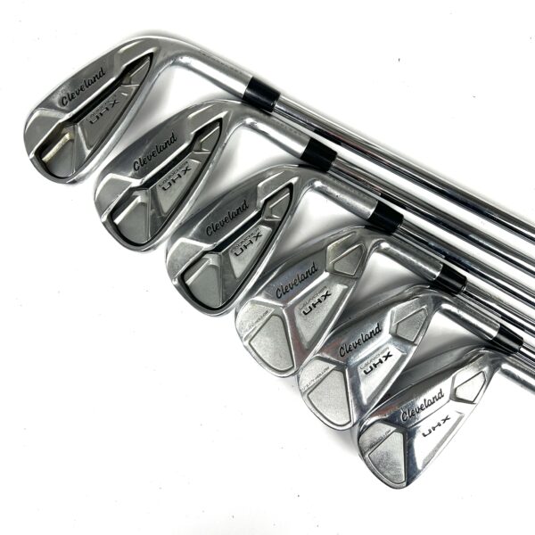 Cleveland Launcher UHX Irons / 5-PW / Dynamic Gold 98 R300 Regular Flex