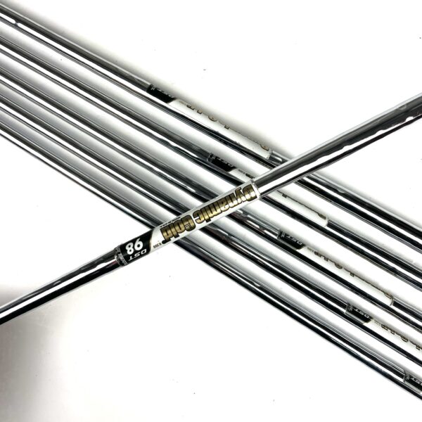 Cleveland Launcher UHX Irons / 5-PW / Dynamic Gold 98 R300 Regular Flex