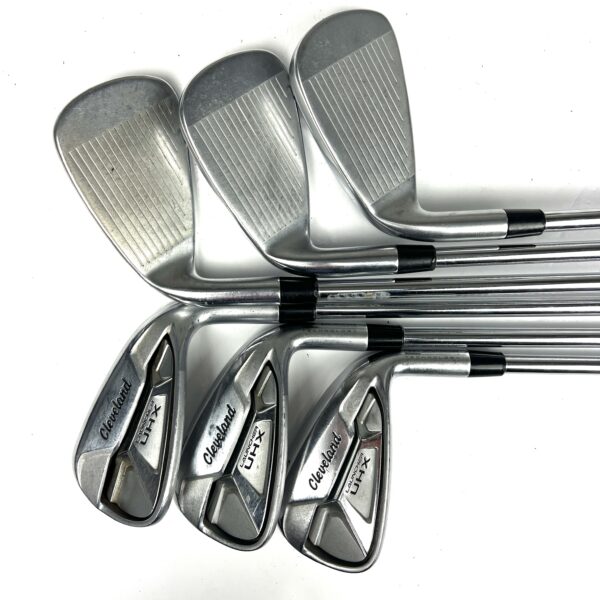 Cleveland Launcher UHX Irons / 5-PW / Dynamic Gold 98 R300 Regular Flex