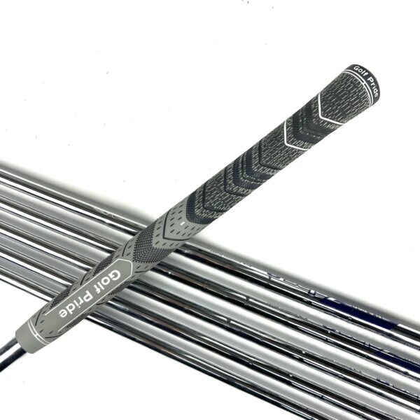 Srixon ZX4 MK II Irons / 5-PW / N.S. Pro Zelos 8 Regular Flex