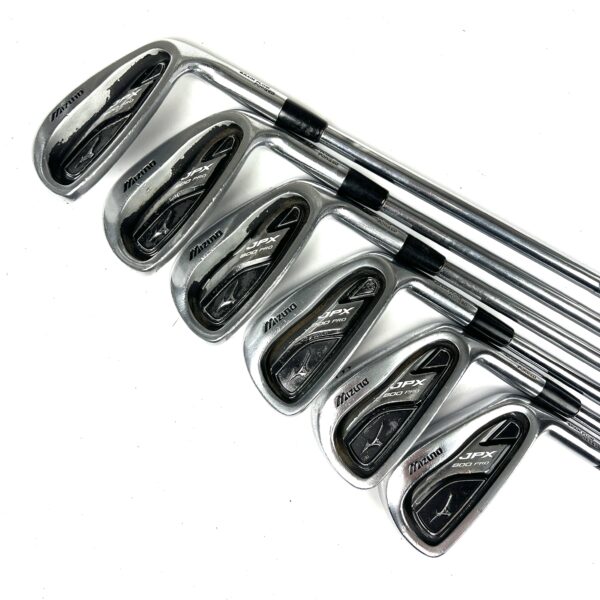 Mizuno JPX 800 Pro Irons / 5-PW / Dynamic Gold R300 Regular Flex
