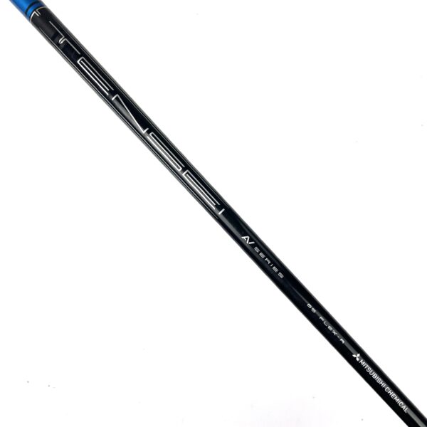 Callaway Rogue ST Max 3 Hybrid / 18 Degree / Tensei Blue AV Series 65 Regular Flex
