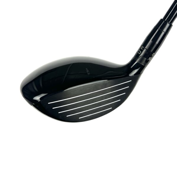 Titleist TSR2 5 Wood / 18 Degree / Hzrdus Red CB Regular Flex