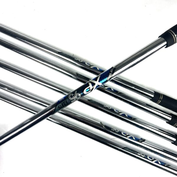 Callaway Rogue Irons / 5-PW / XP 95 R300 Regular Flex