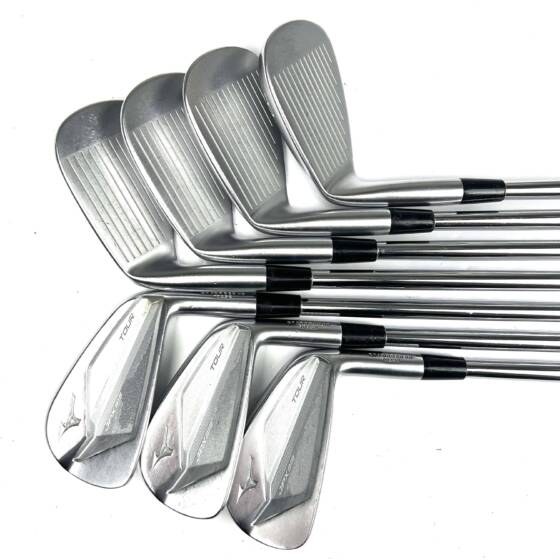Mizuno JPX 919 Tour Irons / 4-PW / Dynamic Gold 120 Stiff Flex