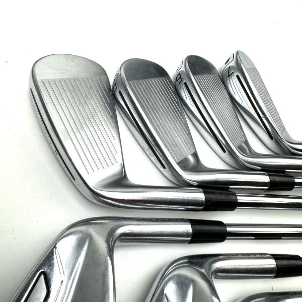 Taylormade P790 2019 Irons / 4-PW / Dynamic Gold S300 Stiff Flex