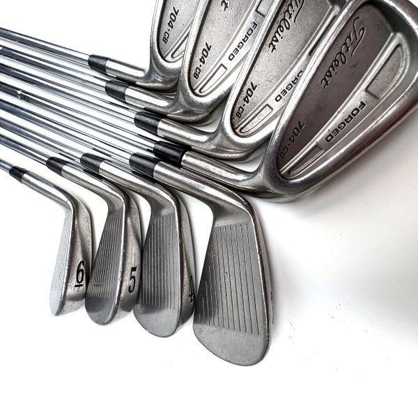 Titleist 704 CB Irons / 3-PW / Dynamic Gold S300 Stiff Flex
