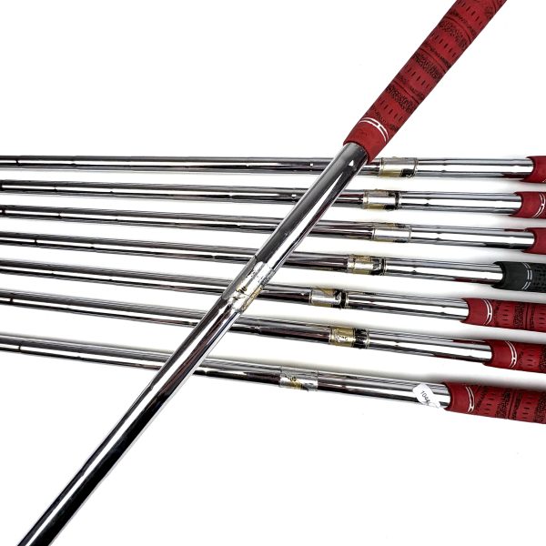 Titleist 704 CB Irons / 3-PW / Dynamic Gold S300 Stiff Flex