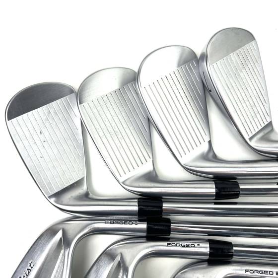 Titleist T200/T150 Irons / 4-PW + 48 Degree / Project X LZ Stiff Flex