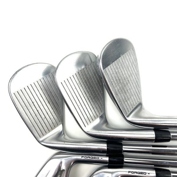 Titleist T100 2021 Irons / 5-PW / Dynamic Gold 120 R300 Regular Flex