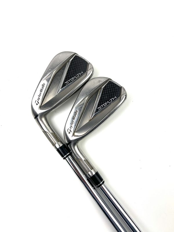 Left Handed Taylormade Stealth Irons / 6-PW / N.S. Pro 950 Neo Regular Flex