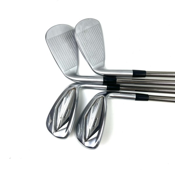 Mizuno JPX923 Hot Metal HL Irons / 7-PW / Recoil ESX 460 F2 Senior Flex