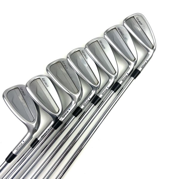 Ping I230 Irons / 5-PW + UW / Elevate MPH 95 Regular Flex