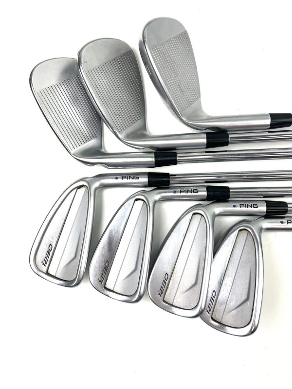 Ping I230 Irons / 5-PW + UW / Elevate MPH 95 Regular Flex