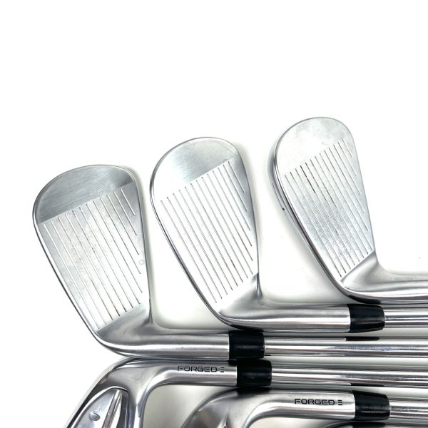 Titleist T200/T100 Irons / 6-PW + 50 Degree / Project X Regular Flex