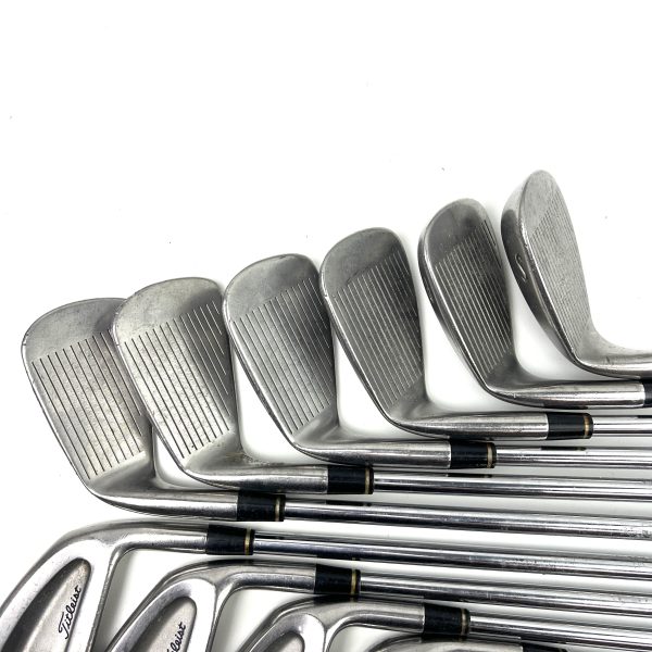 Titleist DCI 962 Irons / 1-SW / Dynamic Gold R300 Regular Flex