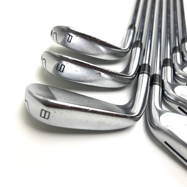 Taylormade P790 (2017) Irons / 4-PW / Project X LZ Stiff Flex