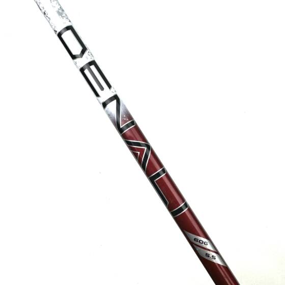 Titleist GT2 3 Wood / 15 Degree / Denali Red Regular Flex