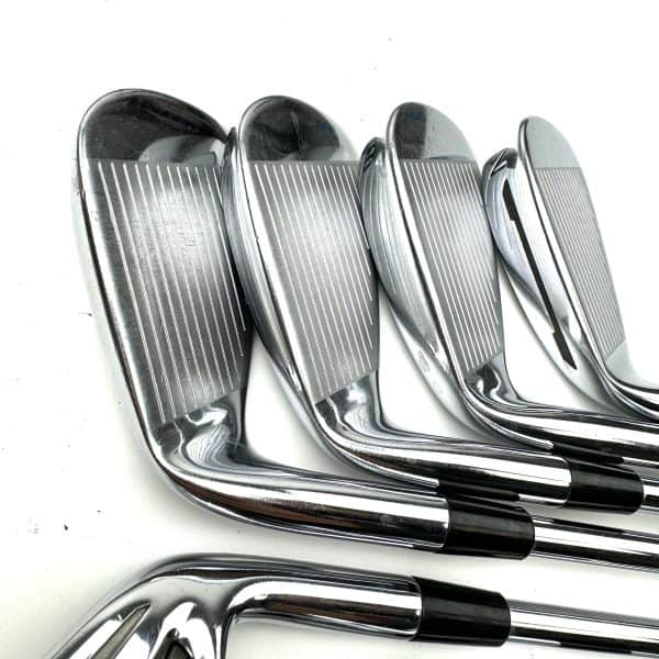 Taylormade SLDR Irons / 4-PW / KBS Tour C-Taper 90 Regular Flex