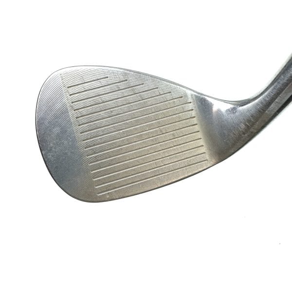 Cleveland 588 RTX Gap Wedge / 52 Degree / Dynamic Gold Wedge Flex