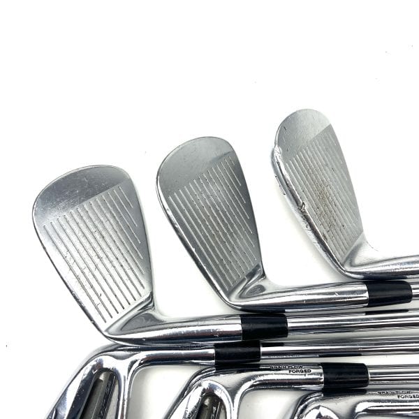 Mizuno MP-54 Irons / 4-PW / Dynalite Gold XP R300 Regular Flex